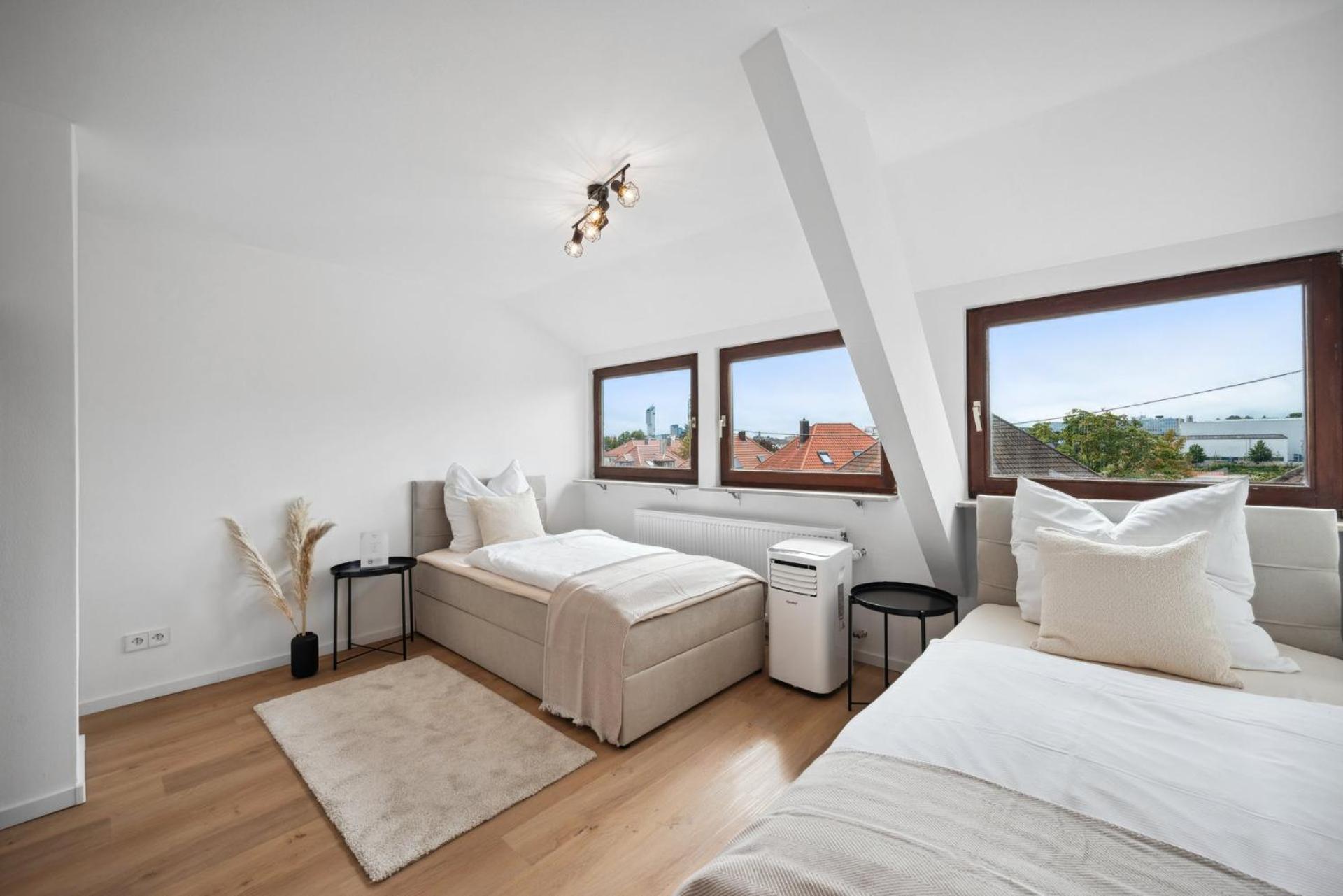 Malu Rooms - Top Lage, Kostenloser Parkplatz, Klima, Netflix, 24H Checkin Ludwigsburg Luaran gambar